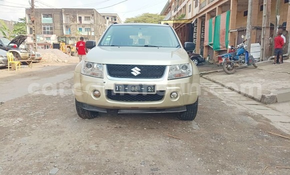 Sayi Na hannu Suzuki Grand Vitara M Mota in Douala a Ƙasar Kamaru