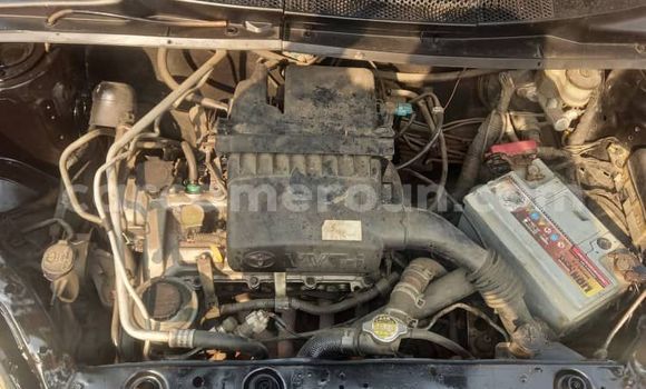 Acheter Occasion Voiture Toyota Yaris Noir à Douala, Littoral Cameroon Acheter Occasion Voiture Toyota Yaris Noir à Douala, Littoral Cameroon