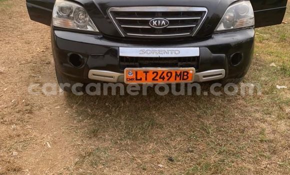 Sayi Na hannu Kia Sorento Black Mota in Douala a Ƙasar Kamaru