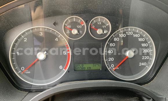 Sayi Na hannu Ford C-MAX Azurfa Mota in Douala a Ƙasar Kamaru Sayi Na hannu Ford C-MAX Azurfa Mota in Douala a Ƙasar Kamaru