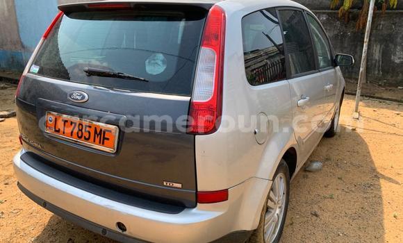 Sayi Na hannu Ford C-MAX Azurfa Mota in Douala a Ƙasar Kamaru Sayi Na hannu Ford C-MAX Azurfa Mota in Douala a Ƙasar Kamaru