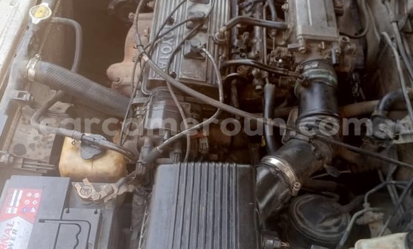 Acheter Occasion Voiture Toyota Corolla Vert à Douala, Littoral Cameroon Acheter Occasion Voiture Toyota Corolla Vert à Douala, Littoral Cameroon