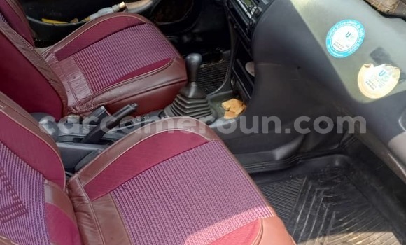 Acheter Occasion Voiture Toyota Corolla Vert à Douala, Littoral Cameroon Acheter Occasion Voiture Toyota Corolla Vert à Douala, Littoral Cameroon