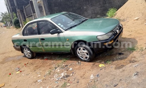 Acheter Occasion Voiture Toyota Corolla Vert à Douala, Littoral Cameroon Acheter Occasion Voiture Toyota Corolla Vert à Douala, Littoral Cameroon