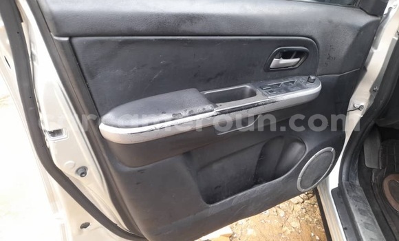 Acheter Occasion Voiture Suzuki Vitara Gris à Douala, Littoral Cameroon Acheter Occasion Voiture Suzuki Vitara Gris à Douala, Littoral Cameroon