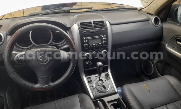 Sayi Imported Toyota Land Cruiser Black Mota in Douala a Ƙasar Kamaru Sayi Imported Toyota Land Cruiser Black Mota in Douala a Ƙasar Kamaru