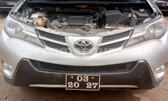 Acheter Import Voiture Toyota RAV4 Gris à Douala, Littoral Cameroon Acheter Import Voiture Toyota RAV4 Gris à Douala, Littoral Cameroon