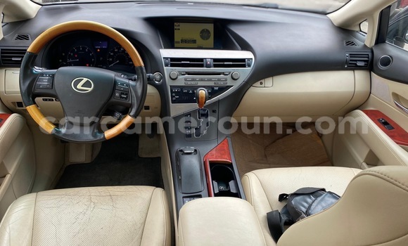 Sayi Imported Lexus RX 350 Black Mota in Douala a Ƙasar Kamaru Sayi Imported Lexus RX 350 Black Mota in Douala a Ƙasar Kamaru