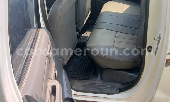 Acheter Occasion Voiture Toyota Hilux Blanc à Douala, Littoral Cameroon Acheter Occasion Voiture Toyota Hilux Blanc à Douala, Littoral Cameroon
