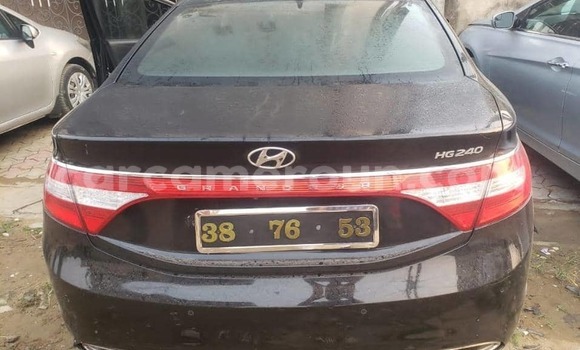 Sayi Na hannu Hyundai Grandeur Black Mota in Douala a Ƙasar Kamaru Sayi Na hannu Hyundai Grandeur Black Mota in Douala a Ƙasar Kamaru