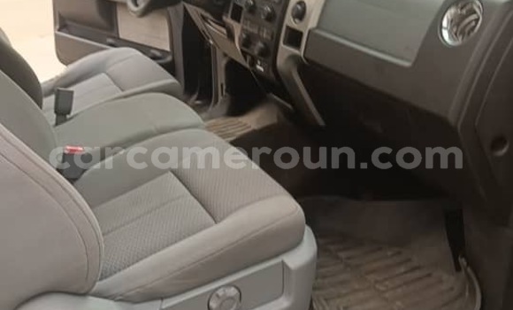 Sayi Imported Ford F–150 Black Mota in Douala a Ƙasar Kamaru Sayi Imported Ford F–150 Black Mota in Douala a Ƙasar Kamaru