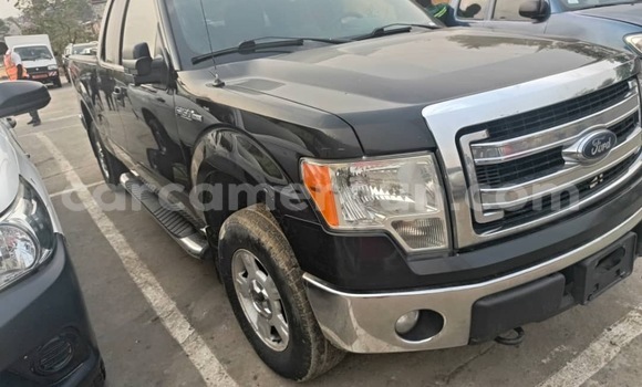 Sayi Imported Ford F–150 Black Mota in Douala a Ƙasar Kamaru Sayi Imported Ford F–150 Black Mota in Douala a Ƙasar Kamaru