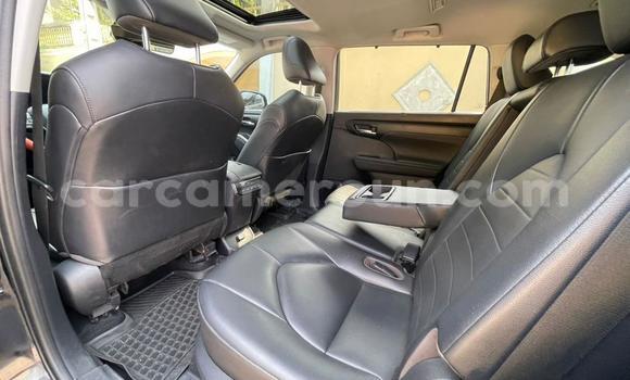 Acheter Occasion Voiture Toyota Highlander Noir à Douala, Littoral Cameroon Acheter Occasion Voiture Toyota Highlander Noir à Douala, Littoral Cameroon