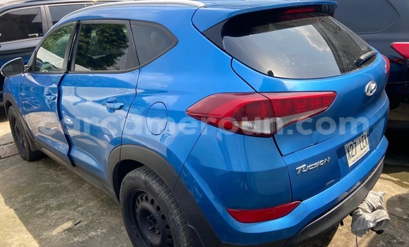 Buy Import Hyundai Tucson Blue Car in Douala in Littoral Cameroon Buy Import Hyundai Tucson Blue Car in Douala in Littoral Cameroon