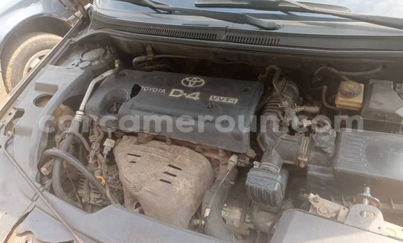 Buy Used Toyota Avensis Silver Car in Douala in Littoral Cameroon Buy Used Toyota Avensis Silver Car in Douala in Littoral Cameroon