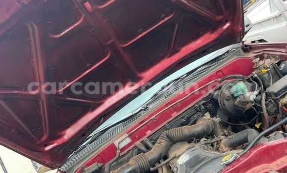 Sayi Na hannu Toyota Hilux Sauran Mota in Douala a Ƙasar Kamaru Sayi Na hannu Toyota Hilux Sauran Mota in Douala a Ƙasar Kamaru