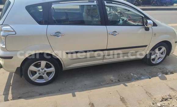 Sayi Na hannu Toyota Corolla Sauran Mota in Yaounde a Babban Kamaru