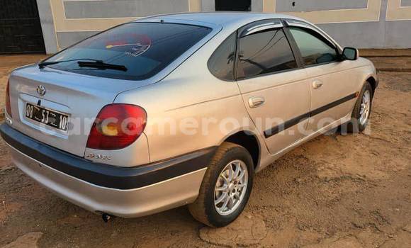 Sayi Na hannu Toyota Avensis Sauran Mota in Douala a Ƙasar Kamaru Sayi Na hannu Toyota Avensis Sauran Mota in Douala a Ƙasar Kamaru