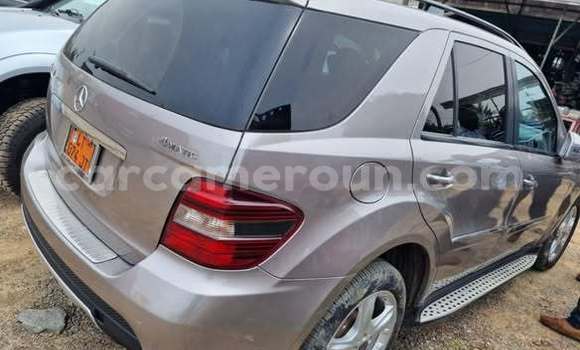 Sayi Na hannu Toyota 2000GT Sauran Mota in Douala a Ƙasar Kamaru Sayi Na hannu Toyota 2000GT Sauran Mota in Douala a Ƙasar Kamaru