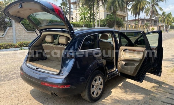 Acheter Occasion Voiture Audi Q7 Bleu à Douala, Littoral Cameroon Acheter Occasion Voiture Audi Q7 Bleu à Douala, Littoral Cameroon