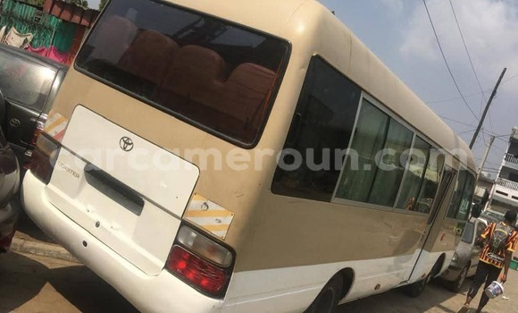 Acheter Occasion Voiture Toyota Coaster Beige à Douala, Littoral Cameroon Acheter Occasion Voiture Toyota Coaster Beige à Douala, Littoral Cameroon