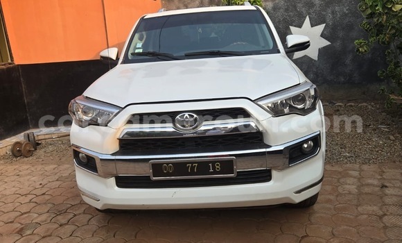 Sayi Na hannu Toyota 4Runner White Mota in Bertoua a Gabas Kamaru Sayi Na hannu Toyota 4Runner White Mota in Bertoua a Gabas Kamaru