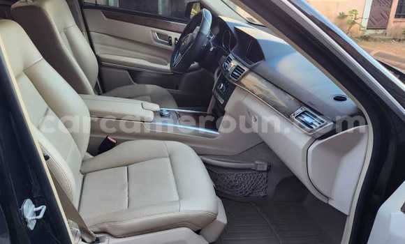 Acheter Import Voiture Mercedes‒Benz E–Class Noir à Douala, Littoral Cameroon Acheter Import Voiture Mercedes‒Benz E–Class Noir à Douala, Littoral Cameroon