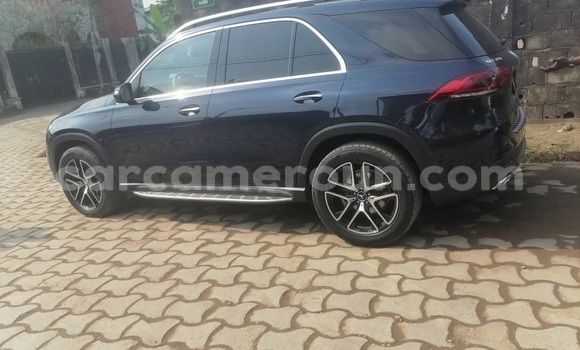 Sayi Imported Mercedes‒Benz GLE Sauran Mota in Douala a Ƙasar Kamaru Sayi Imported Mercedes‒Benz GLE Sauran Mota in Douala a Ƙasar Kamaru