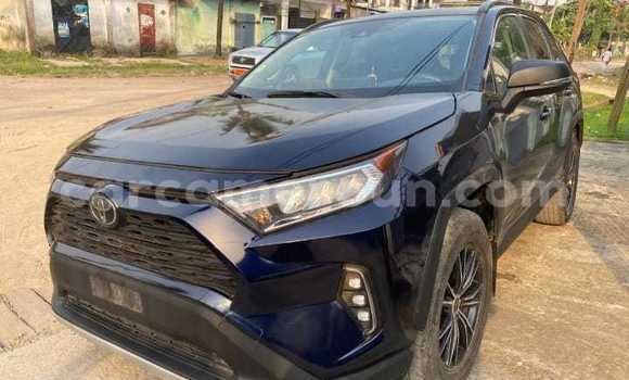 Acheter Occasion Voiture Toyota RAV4 Noir à Douala, Littoral Cameroon Acheter Occasion Voiture Toyota RAV4 Noir à Douala, Littoral Cameroon