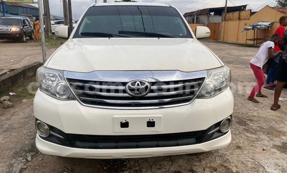 Buy Used Toyota Fortuner White Car in Douala in Littoral Cameroon