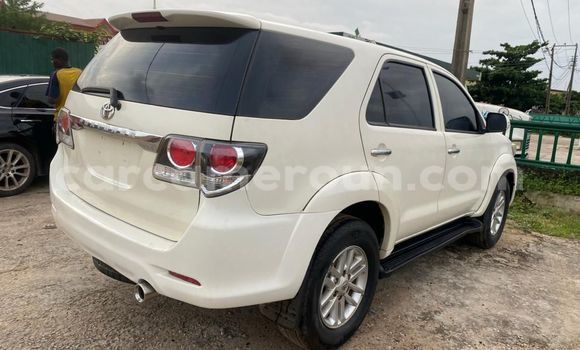 Acheter Occasion Voiture Toyota Fortuner Blanc à Douala, Littoral Cameroon Acheter Occasion Voiture Toyota Fortuner Blanc à Douala, Littoral Cameroon