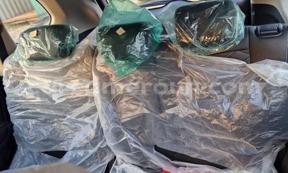 Buy Used Mitsubishi Outlander White Car in Douala in Littoral Cameroon Buy Used Mitsubishi Outlander White Car in Douala in Littoral Cameroon