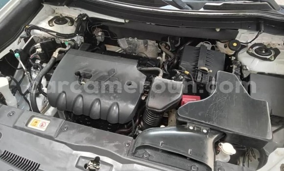 Buy Used Mitsubishi Outlander White Car in Douala in Littoral Cameroon Buy Used Mitsubishi Outlander White Car in Douala in Littoral Cameroon
