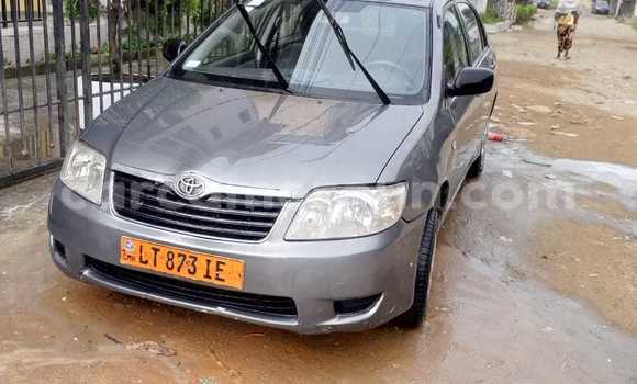 Sayi Na hannu Toyota Corolla Sauran Mota in Douala a Ƙasar Kamaru
