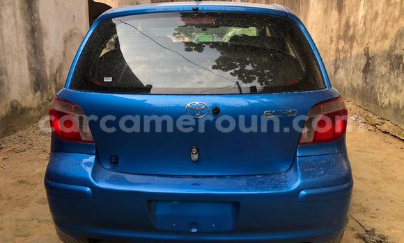 Sayi Na hannu Toyota Yaris Blue Mota in Douala a Ƙasar Kamaru Sayi Na hannu Toyota Yaris Blue Mota in Douala a Ƙasar Kamaru