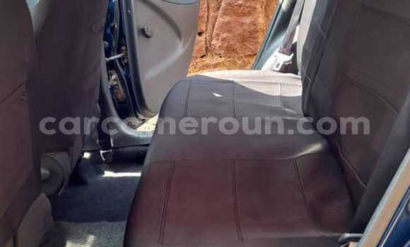 Acheter Occasion Voiture Toyota Yaris Bleu à Yaoundé, Central Cameroon Acheter Occasion Voiture Toyota Yaris Bleu à Yaoundé, Central Cameroon