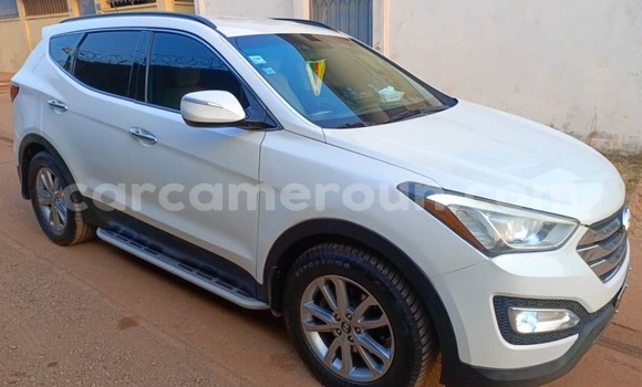 Acheter Occasion Voiture Hyundai Santa Fe Blanc à Yaoundé, Central Cameroon