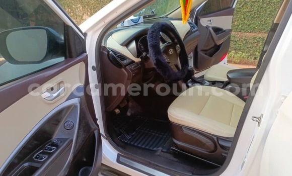 Buy Used Hyundai Santa Fe White Car in Yaounde in Central Cameroon Buy Used Hyundai Santa Fe White Car in Yaounde in Central Cameroon