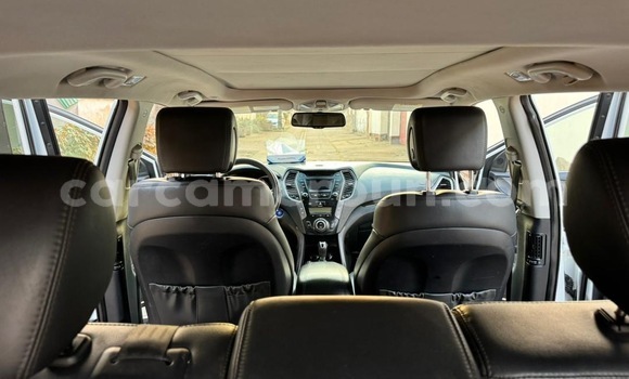 Acheter Occasion Voiture Hyundai Santa Fe Blanc à Yaoundé, Central Cameroon Acheter Occasion Voiture Hyundai Santa Fe Blanc à Yaoundé, Central Cameroon