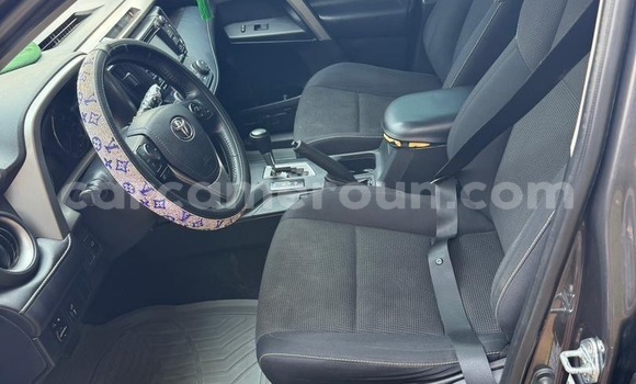 Acheter Neuf Voiture Toyota RAV4 Gris à Yaoundé, Central Cameroon Acheter Neuf Voiture Toyota RAV4 Gris à Yaoundé, Central Cameroon