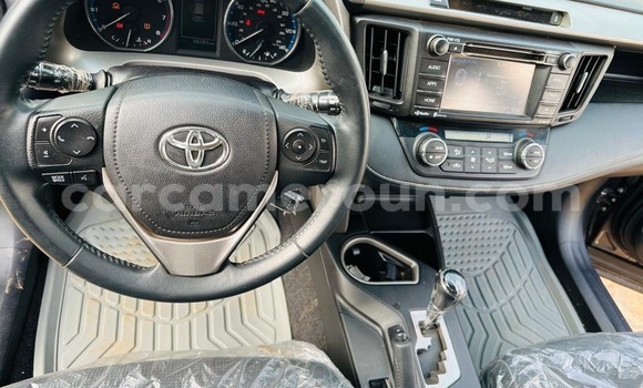 Acheter Neuf Voiture Toyota RAV4 Gris à Yaoundé, Central Cameroon Acheter Neuf Voiture Toyota RAV4 Gris à Yaoundé, Central Cameroon
