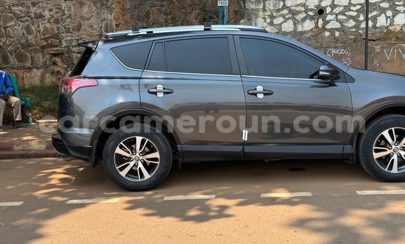 Acheter Neuf Voiture Toyota RAV4 Gris à Yaoundé, Central Cameroon Acheter Neuf Voiture Toyota RAV4 Gris à Yaoundé, Central Cameroon