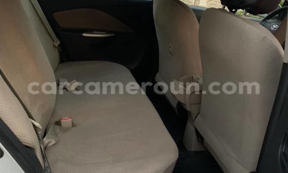 Acheter Occasion Voiture Toyota Belta Gris à Douala, Littoral Cameroon Acheter Occasion Voiture Toyota Belta Gris à Douala, Littoral Cameroon