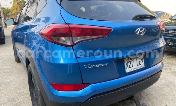 Sayi Na hannu Hyundai Tucson Blue Mota in Douala a Ƙasar Kamaru Sayi Na hannu Hyundai Tucson Blue Mota in Douala a Ƙasar Kamaru