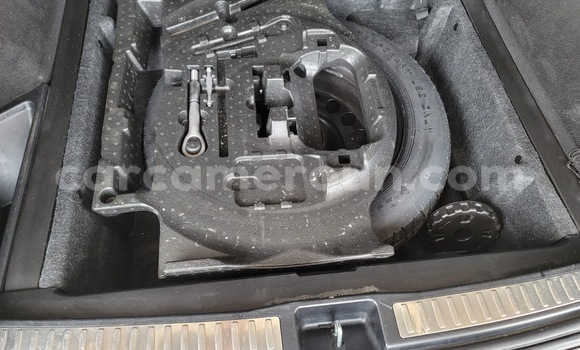 Sayi Imported Mercedes‒Benz GLE Black Mota in Douala a Ƙasar Kamaru Sayi Imported Mercedes‒Benz GLE Black Mota in Douala a Ƙasar Kamaru