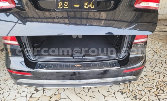 Sayi Imported Mercedes‒Benz GLE Black Mota in Douala a Ƙasar Kamaru Sayi Imported Mercedes‒Benz GLE Black Mota in Douala a Ƙasar Kamaru