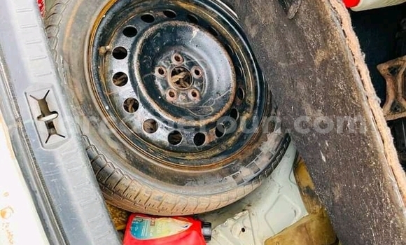 Acheter Occasion Voiture Toyota Avensis Gris à Yaoundé, Central Cameroon Acheter Occasion Voiture Toyota Avensis Gris à Yaoundé, Central Cameroon