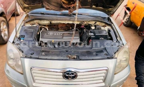 Acheter Occasion Voiture Toyota Avensis Gris à Yaoundé, Central Cameroon Acheter Occasion Voiture Toyota Avensis Gris à Yaoundé, Central Cameroon