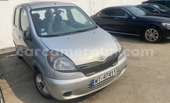 Acheter Import Voiture Toyota Yaris Verso Gris à Douala, Littoral Cameroon Acheter Import Voiture Toyota Yaris Verso Gris à Douala, Littoral Cameroon