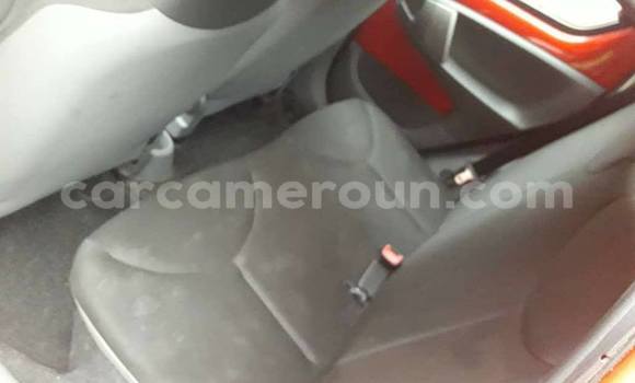 Sayi Na hannu Toyota Aygo Red Mota in Yaounde a Babban Kamaru Sayi Na hannu Toyota Aygo Red Mota in Yaounde a Babban Kamaru